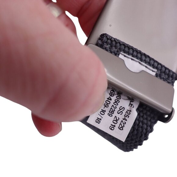 Under Armour Webbed Belt OSFM Gray Woven Canvas Military Style Adjustable Clasp - Picture 4 of 9